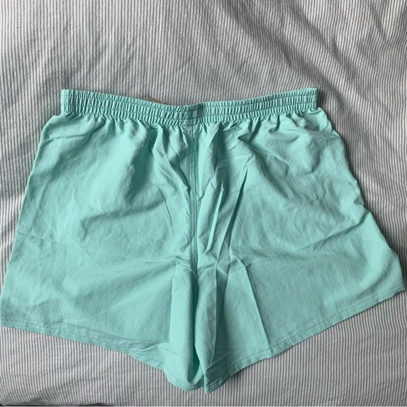 SOLD Patagonia Baggies 5 In shorts - Picture 2 of 6